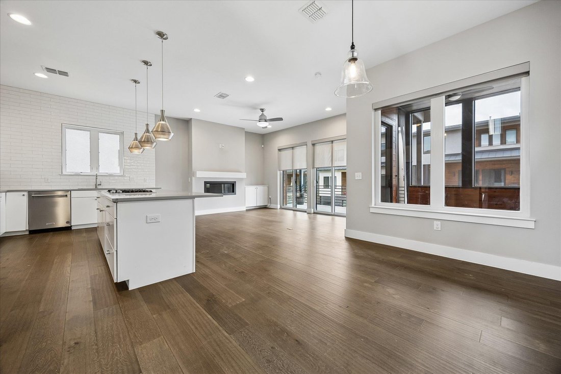 Condo in Austin, Texas, United States 5 - 18113169