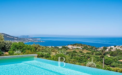 Villa in Corbara, Corsica, France 1