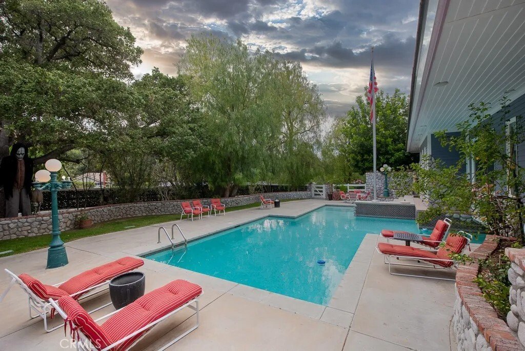 House in Santa Clarita, California, United States 4 - 17812554