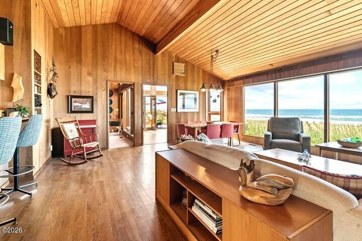 House in Lincoln City, Oregon, United States 2 - 18115737