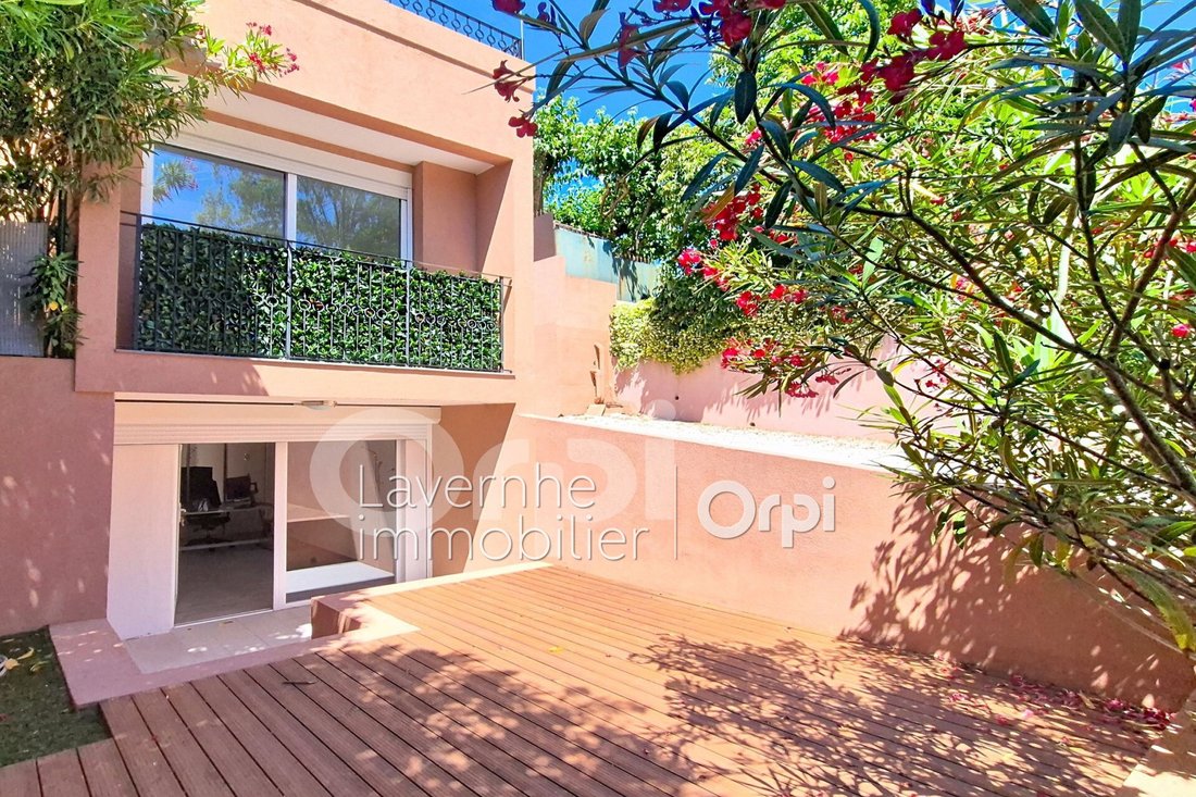Villa in Les Cougoulins-Rastines, Antibes, France 1 - 18110995