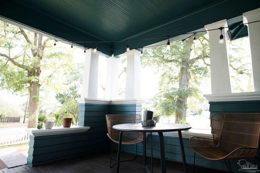 House in Pensacola, Florida, United States 3 - 18112832