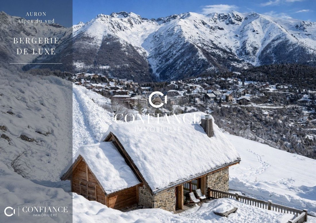 Chalet in Saint-Etienne-de-Tinée, Provence-Alpes-Côte d'Azur, France 1 - 17893182