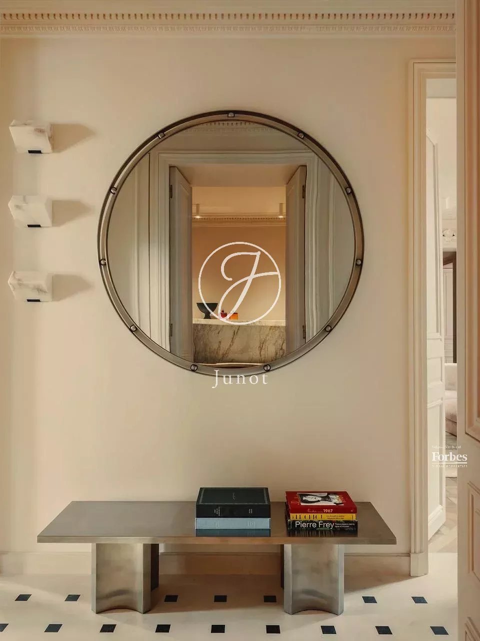 Apartment in Saint Thomas d'Aquin, Paris 7e Arrondissement, Paris 4 - 18110281