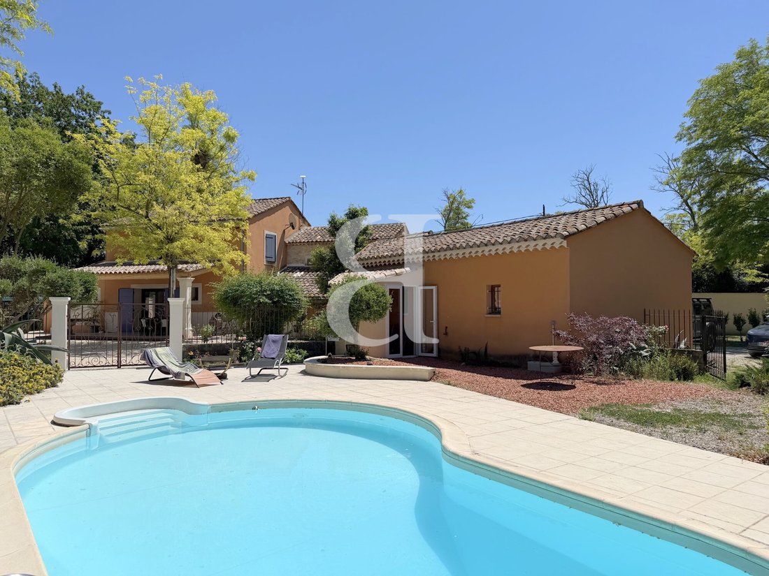 Country House in Robion, Provence-Alpes-Côte d'Azur, France 4 - 18003098