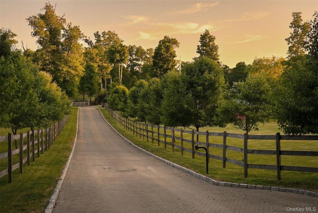 House in Montgomery, New York, United States 3 - 18115411