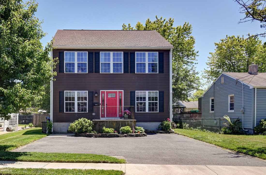 House in Long Branch, New Jersey, United States 1 - 18110899