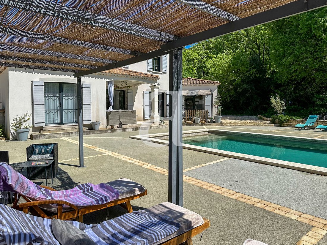 Villa in Robion, Provence-Alpes-Côte d'Azur, France 4 - 18032684