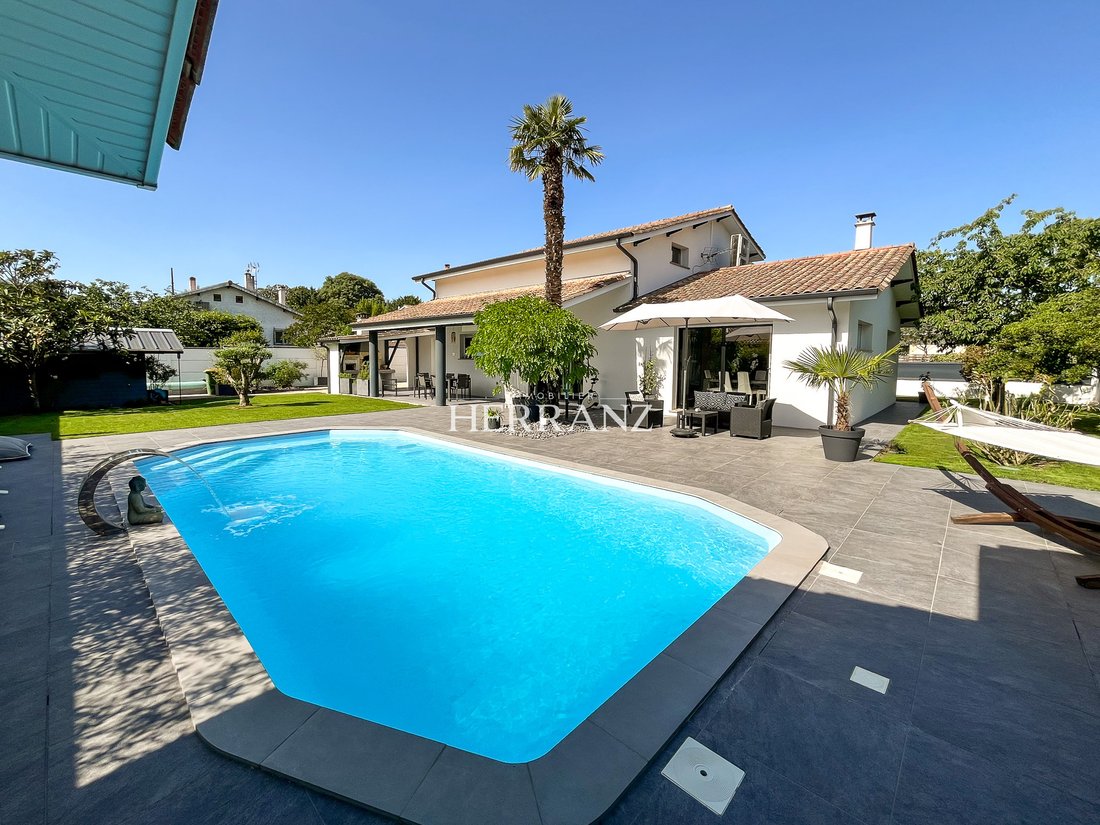 Maison à Villenave-d'Ornon, Nouvelle-Aquitaine, France 2 - 18114505