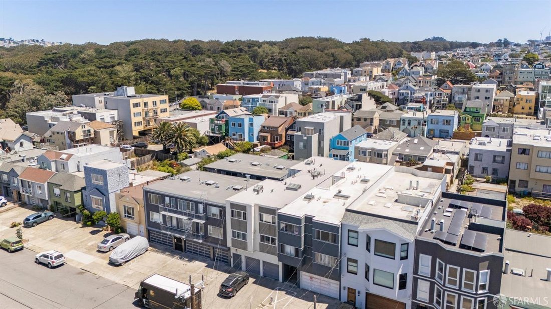 San Francisco, California, United States 4 - 18113549