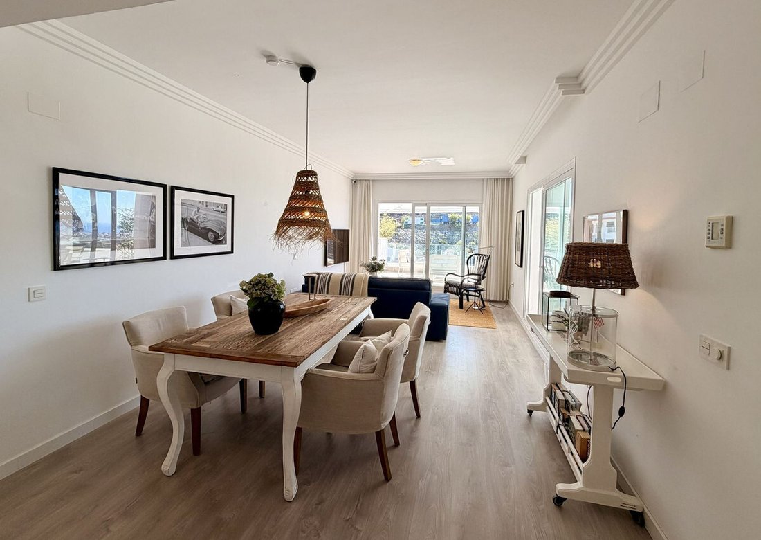 Apartment in Benahavis, Andalusia, Spain 5 - 18112133