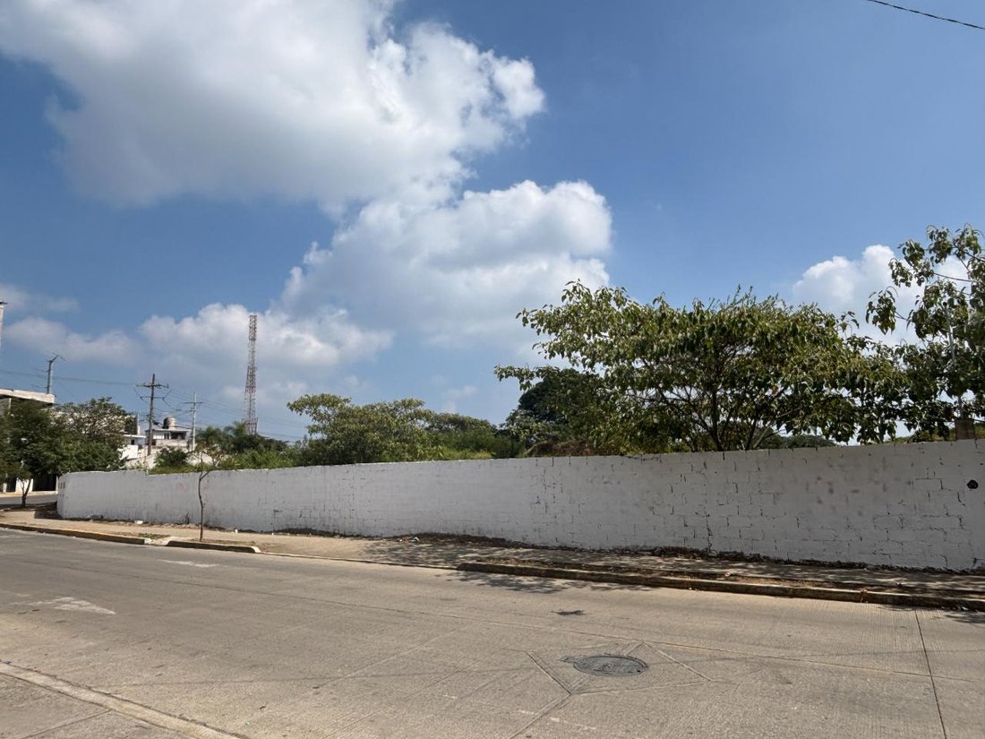 Land in Xalapa, Veracruz, Mexico 1 - 18114901