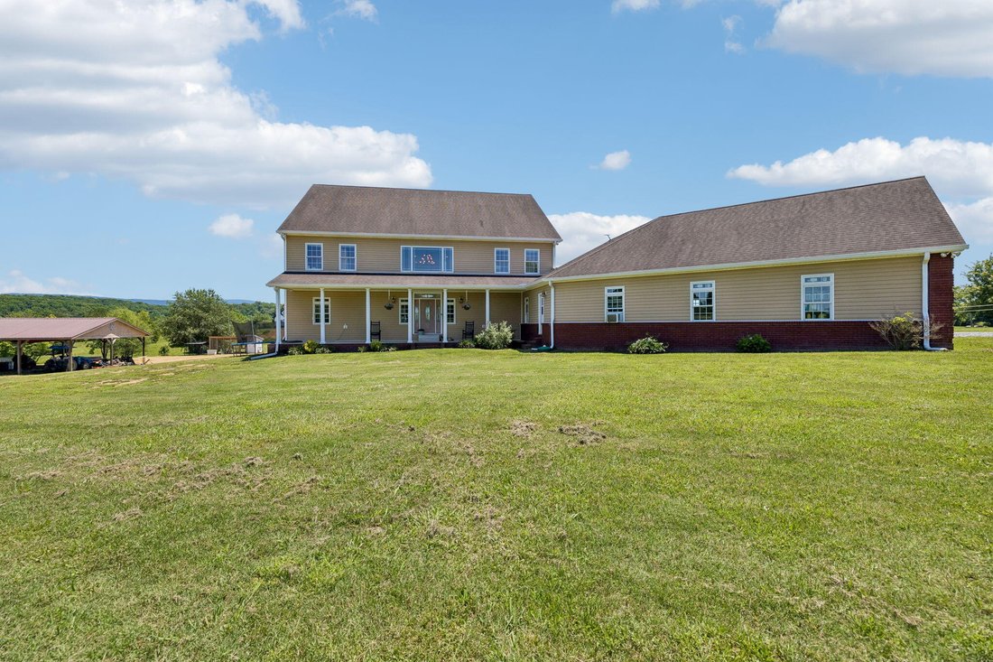 House in Etowah, Tennessee, United States 3 - 18112711