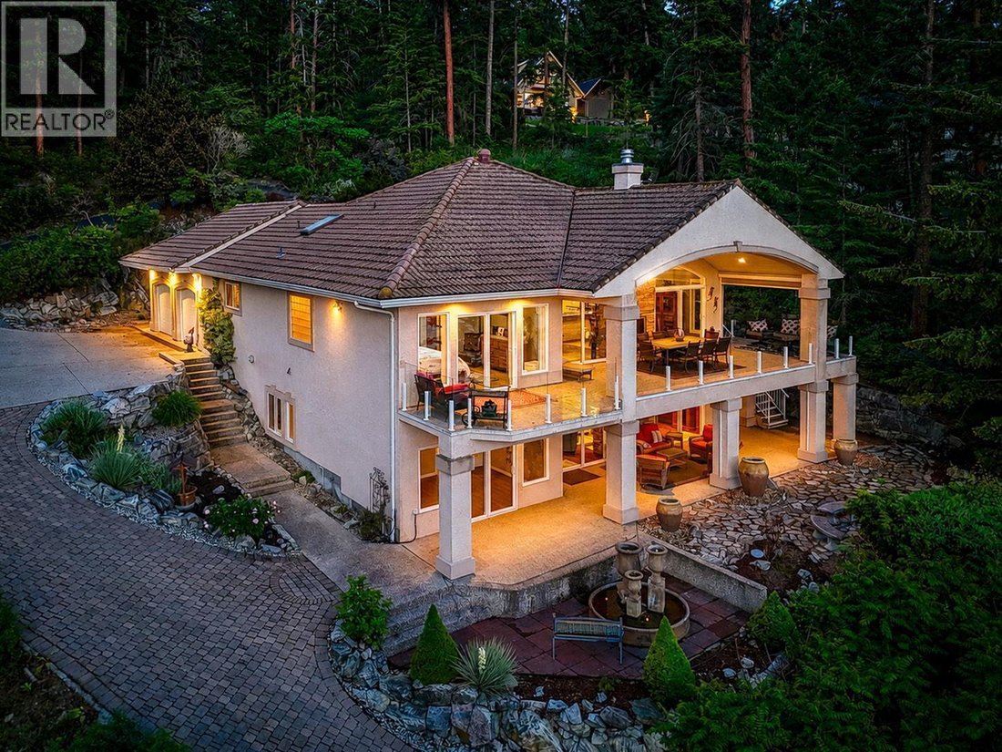 House in Lake Country, British Columbia, Canada 1 - 18111575