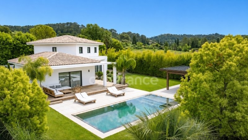 House in Mougins, Provence-Alpes-Côte d'Azur, France 2 - 18076933