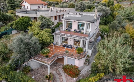 Villa in Castagnabuona, Varazze, Liguria 1