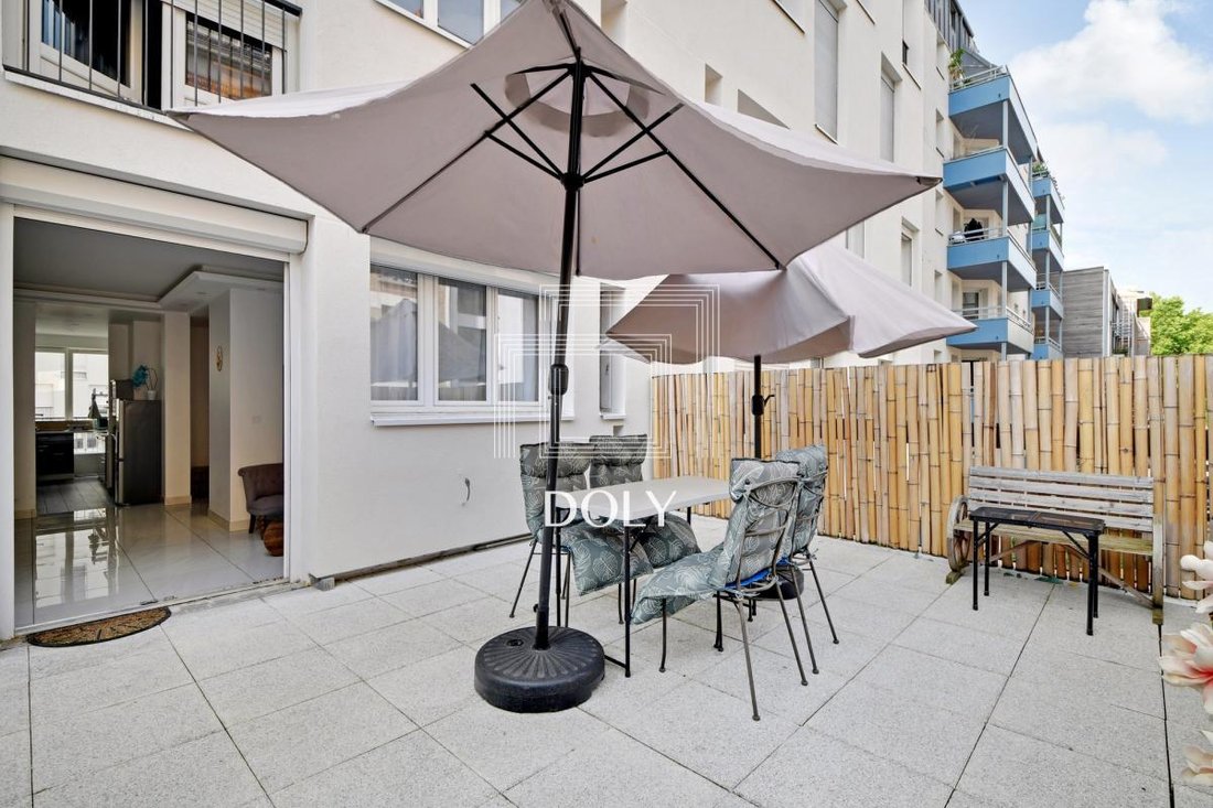 Apartment in Epinettes, Issy-les-Moulineaux, France 1 - 18111363