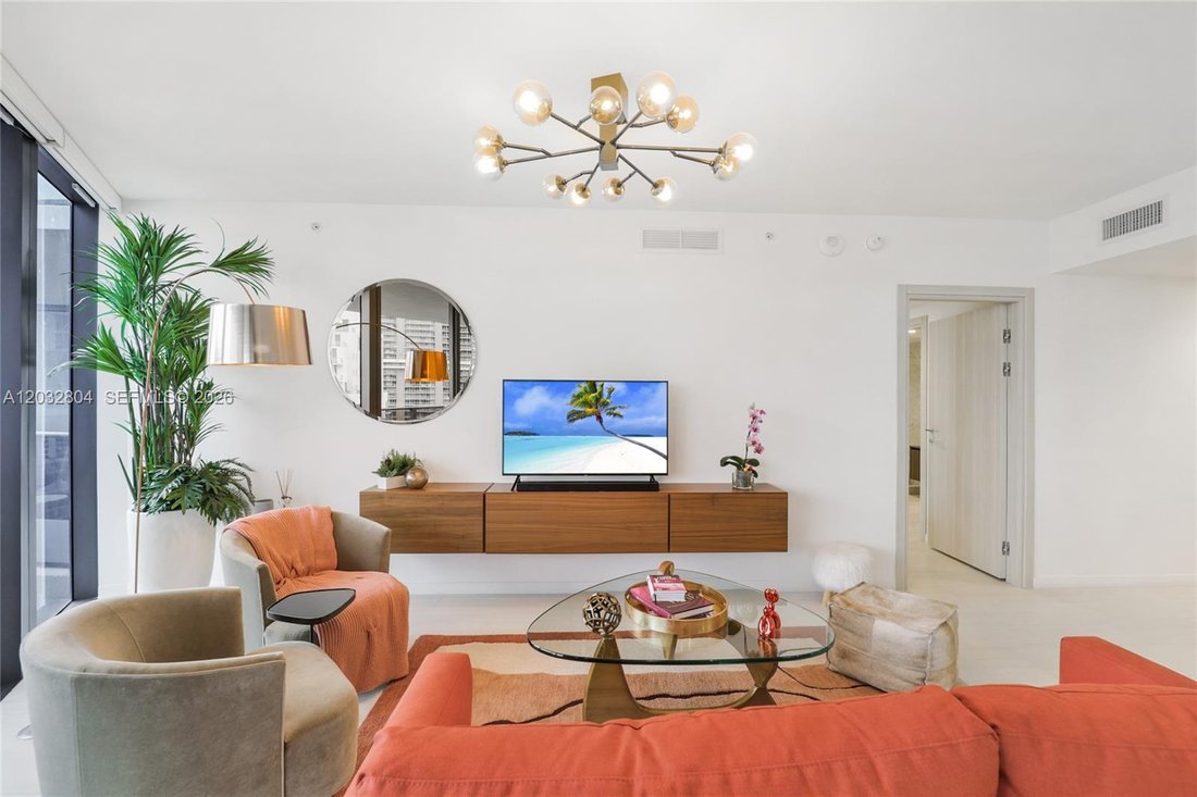 Condo in Miami, Florida, United States 3 - 18113097