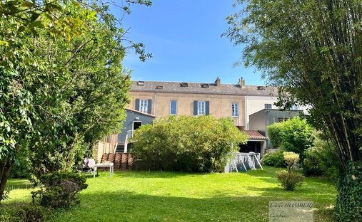 House in La Roche-sur-Yon, Pays de la Loire, France 1