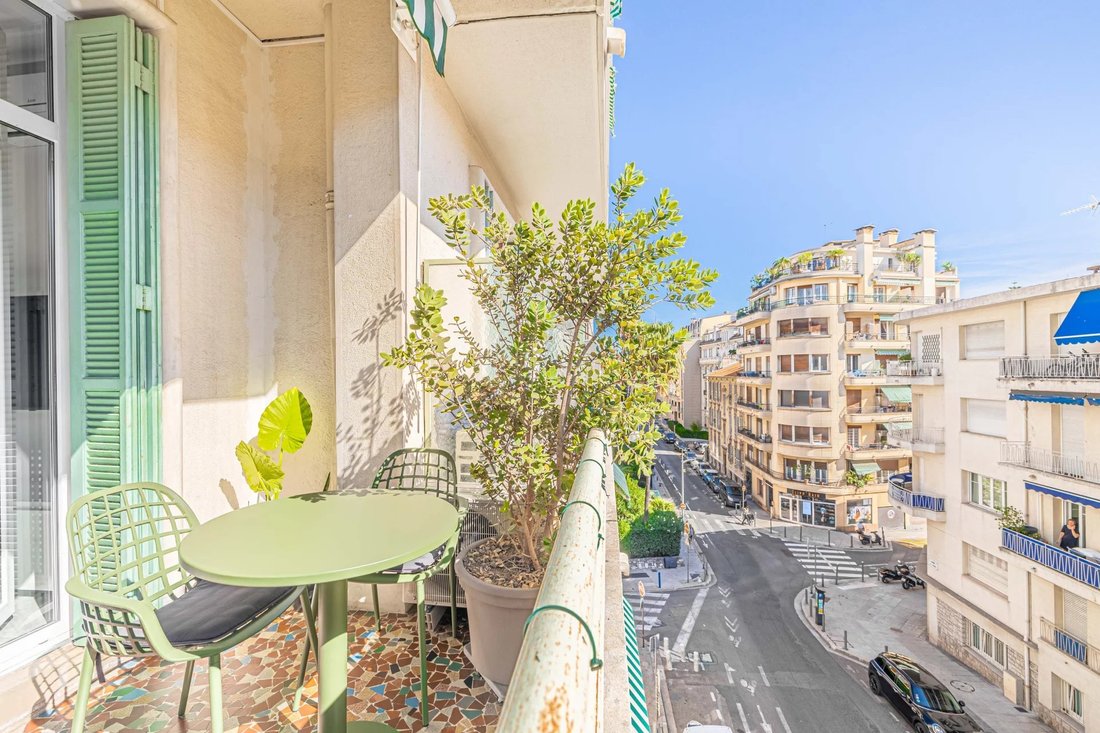 Apartment in Fleurs-Gambetta, Nice, France 2 - 14442048