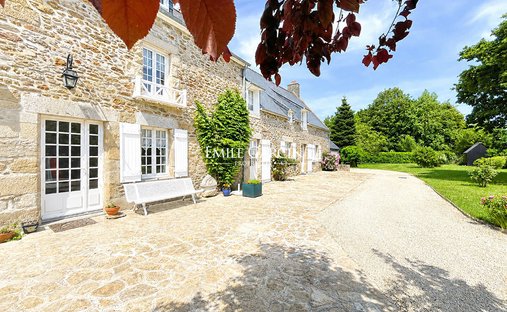 Villa in Lancieux, Brittany, France 1