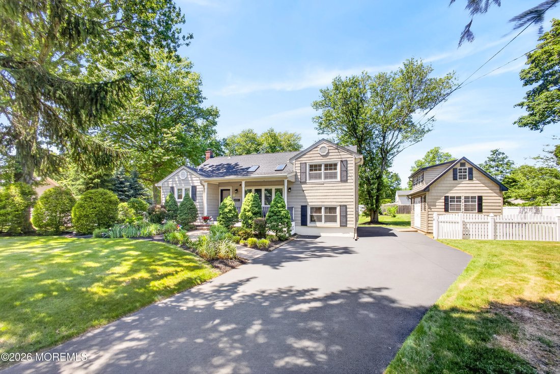 North Middletown, New Jersey, United States 3 - 18115341