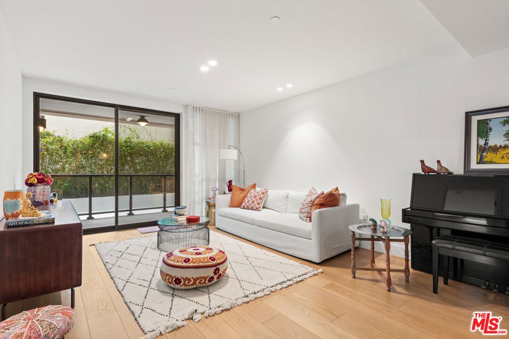 Condo in Los Angeles, California, United States 1 - 17925839
