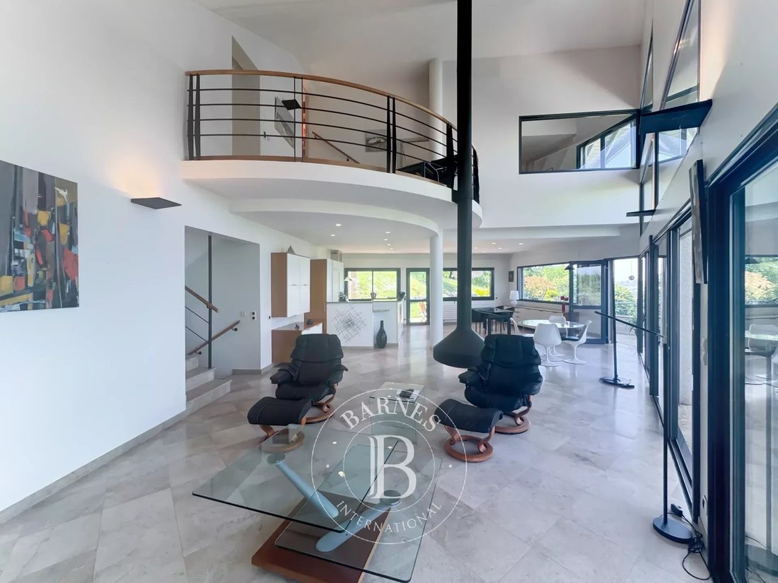 Estate in Chambery, Auvergne-Rhône-Alpes, France 5 - 18111364