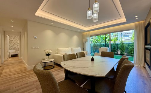 Apartment in San Pedro de Alcantara, Andalusia, Spain 1