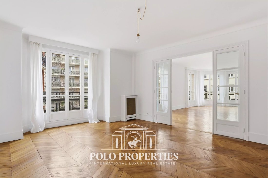 Apartment in Auteuil Sud, Paris 16e Arrondissement, Paris 3 - 18111276