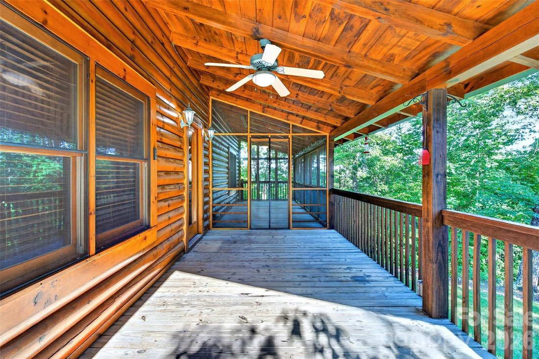 House in Marion, North Carolina, United States 5 - 18112073
