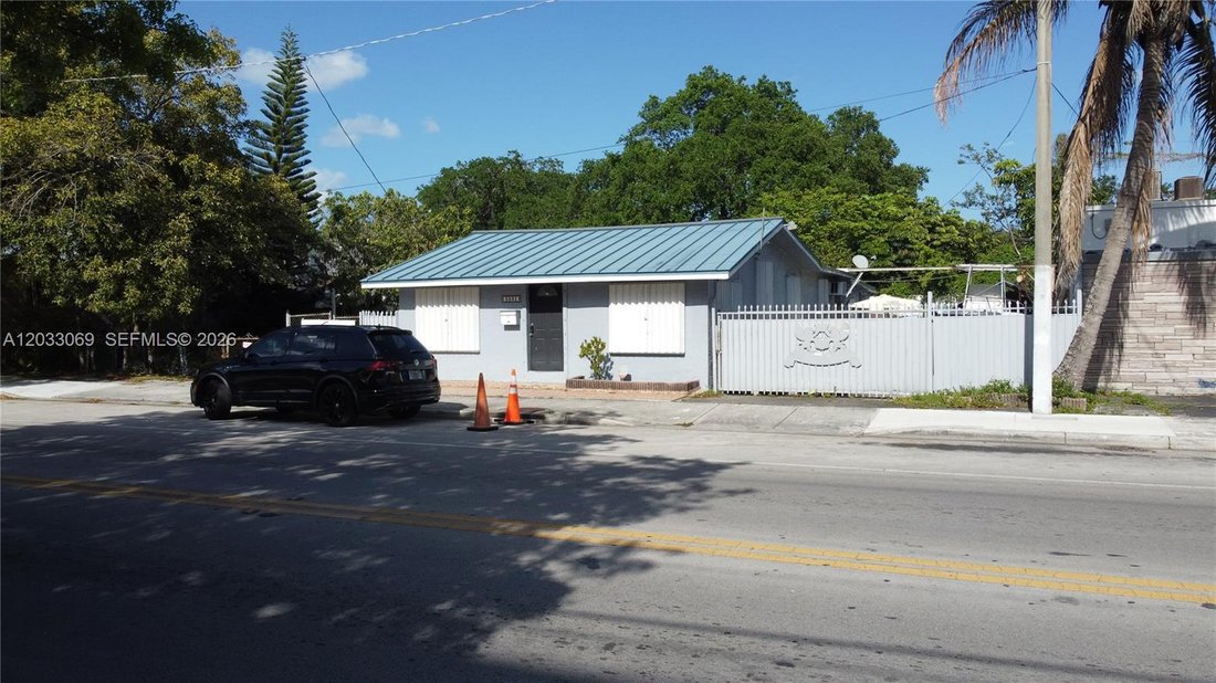 House in Miami, Florida, United States 2 - 18112924