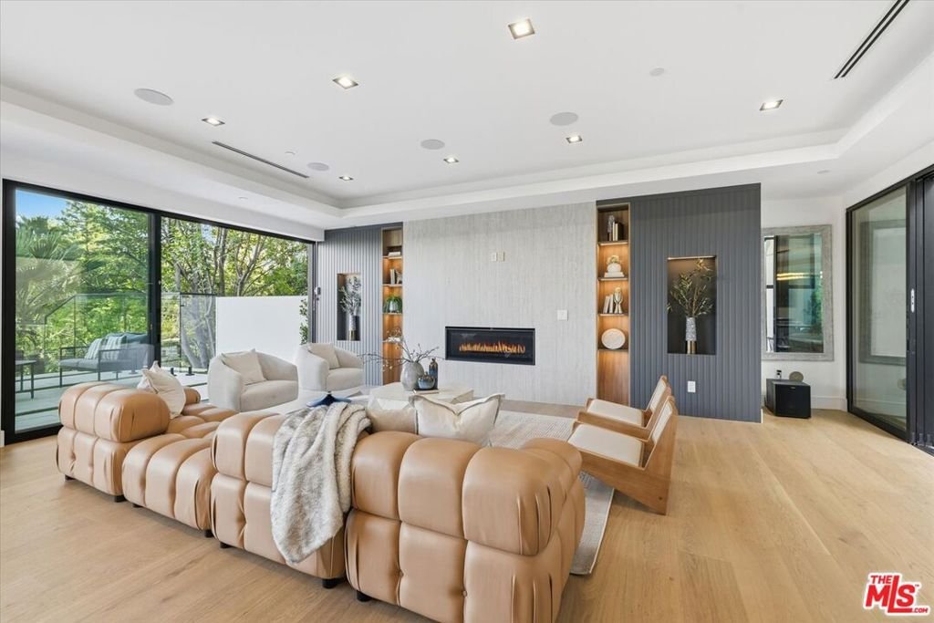 House in Los Angeles, California, United States 4 - 18112640