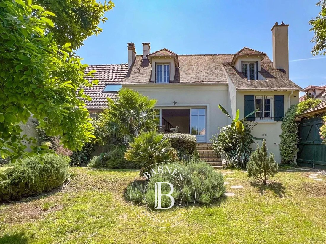 House in Mareil-Marly, Ile-de-France, France 1 - 15772979