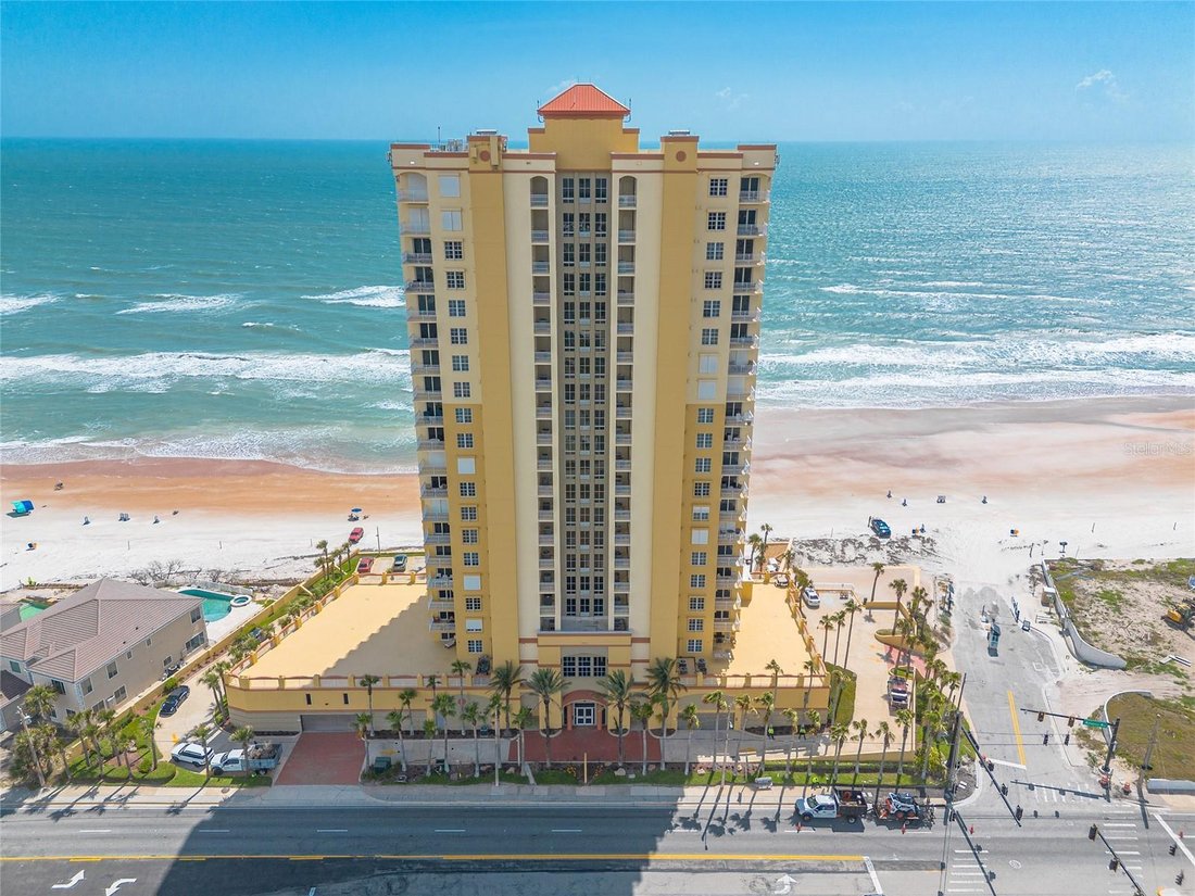 Condo in Daytona Beach, Florida, United States 1 - 18112476