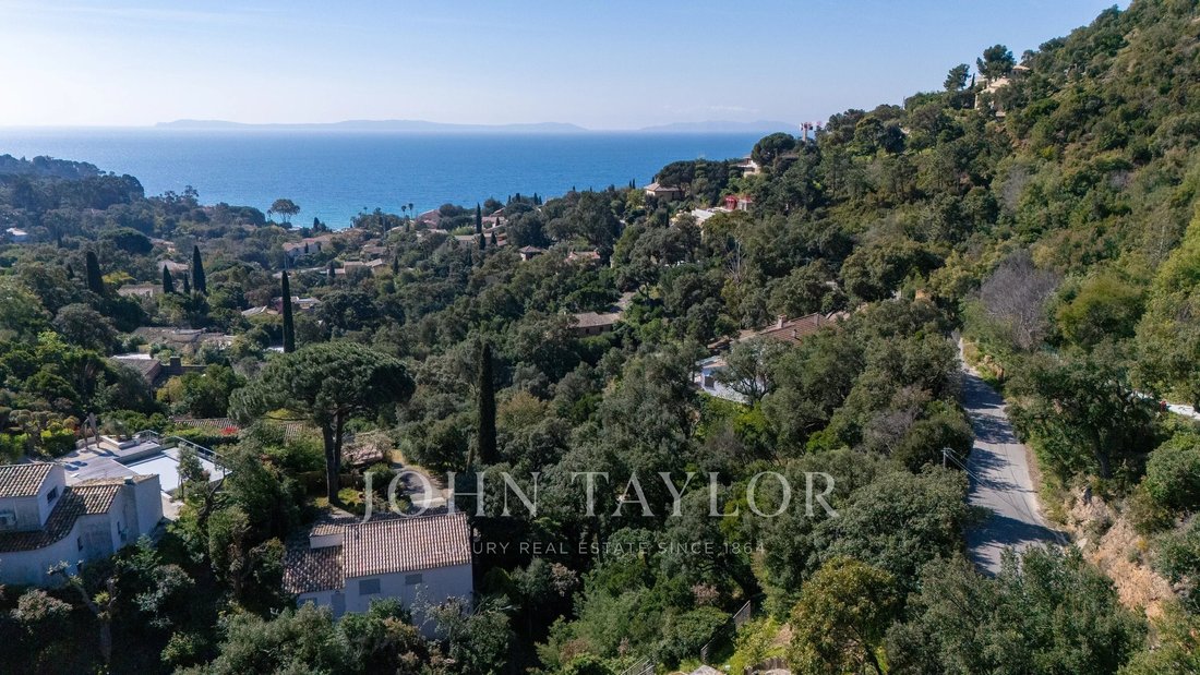 Land in Rayol-Canadel-sur-Mer, Provence-Alpes-Côte d'Azur, France 1 - 18110923
