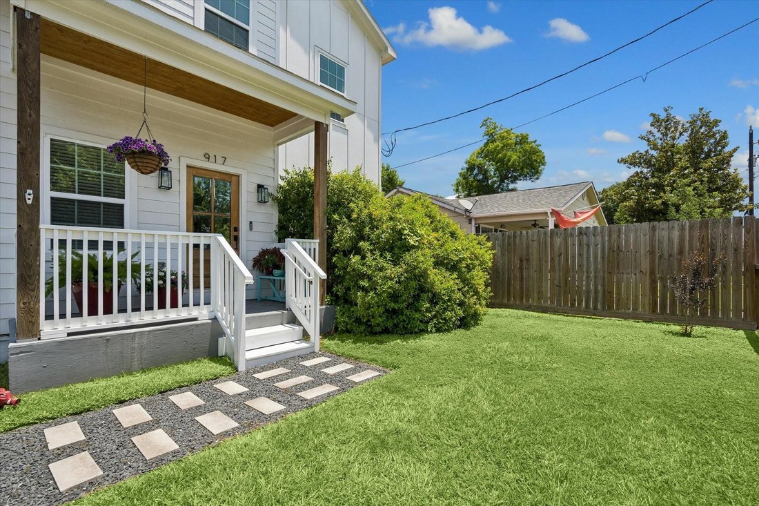 House in Houston, Texas, United States 3 - 18113661
