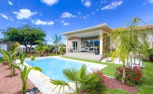 Villa in Venzolasca, Corsica, France 1