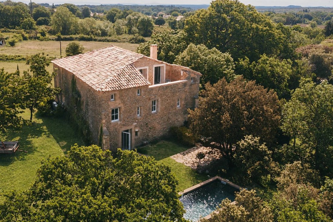 Estate in Uzès, Occitania, France 4 - 16923771