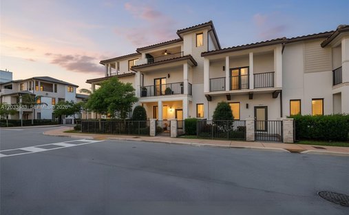 Townhouse in Miami Springs, Florida, United States 1