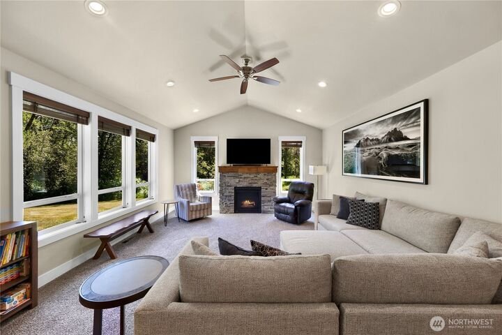 House in Ferndale, Washington, United States 5 - 18115740