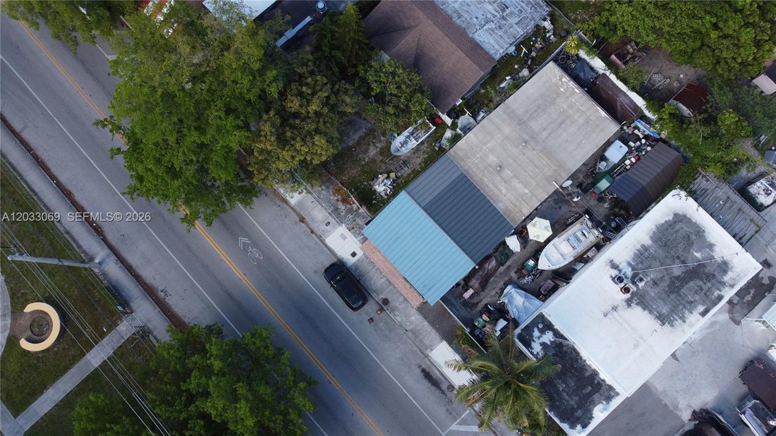 House in Miami, Florida, United States 1 - 18112924
