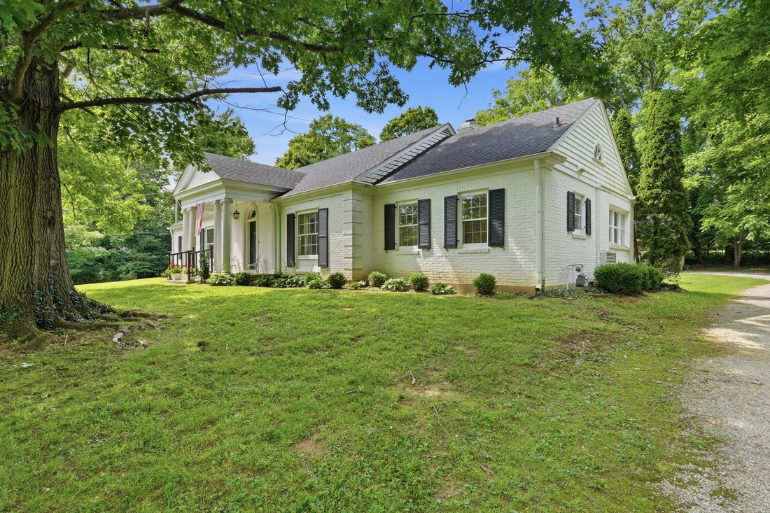 House in Watterson Park, Kentucky, United States 2 - 18112104