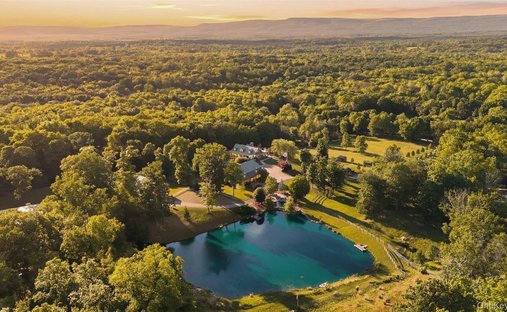 House in Montgomery, New York, United States 1