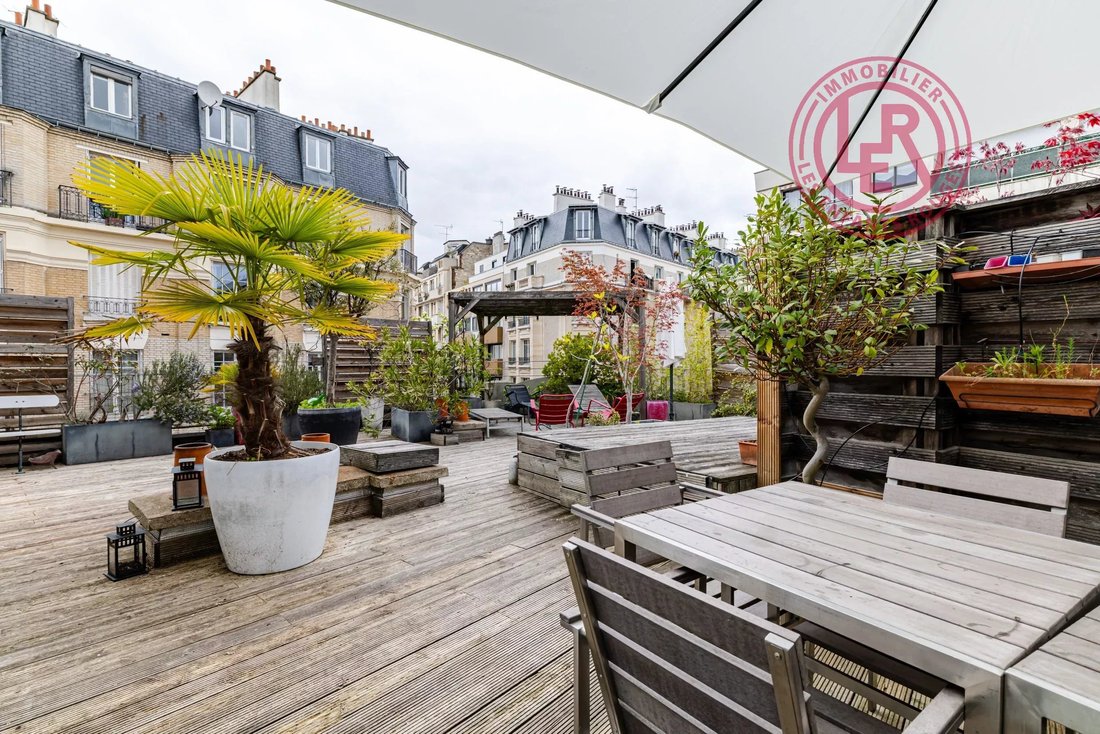 Apartment in Belleville, Paris 20e Arrondissement, Paris 2 - 18111405