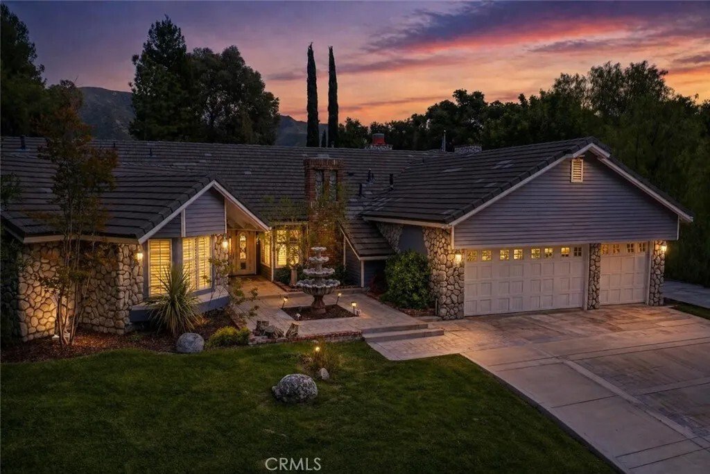 House in Santa Clarita, California, United States 3 - 17812554