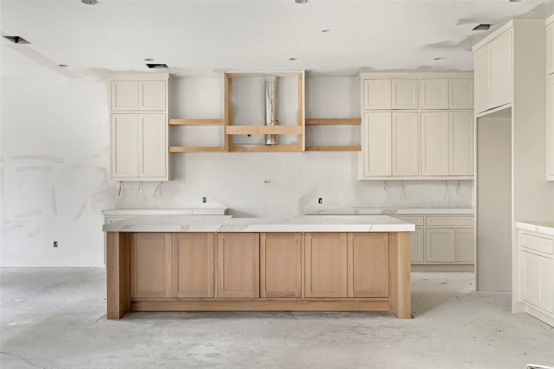 House in Houston, Texas, United States 2 - 18111242