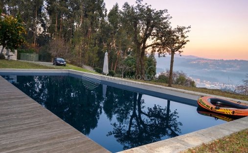 House in Valpedre, Porto District, Portugal 1