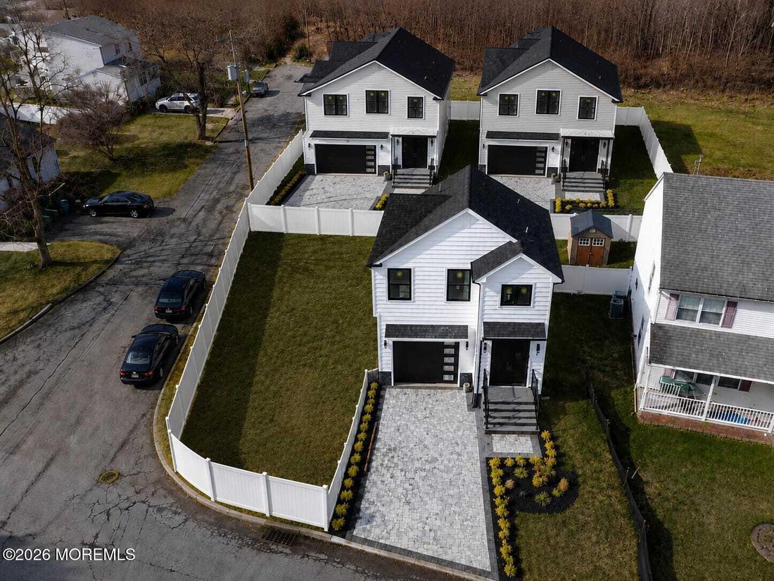 House in Aberdeen Township, New Jersey, United States 1 - 18015600