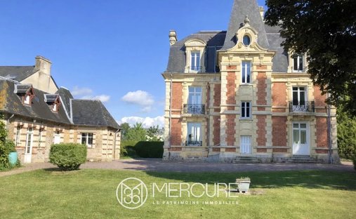 House in Centre Ville, Falaise, France 1